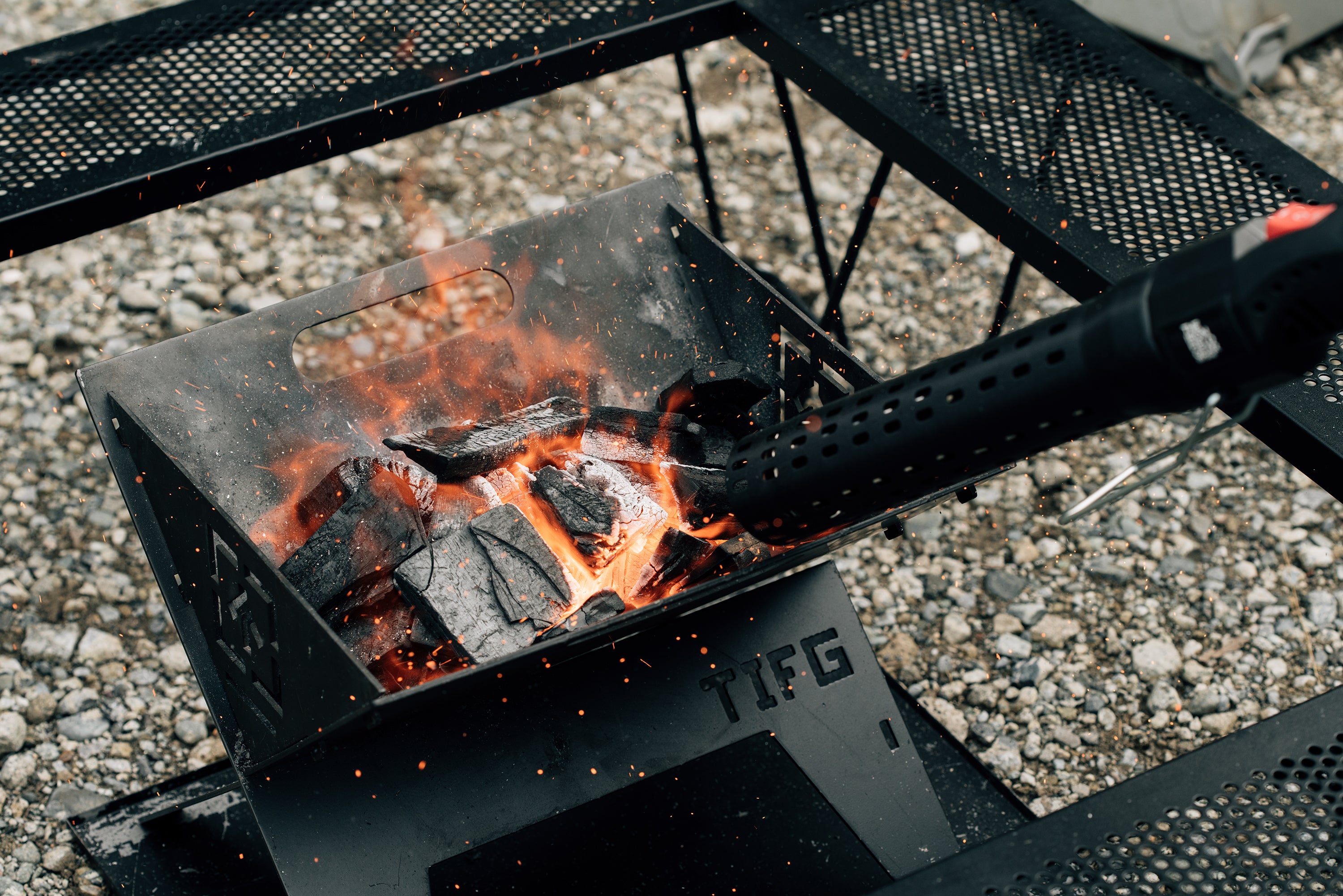 THE IRON FIELD GEAR クイックバーベキュー Amazon | THE IRON FIELD GEAR クイックバーベキュー QUICK BBQ