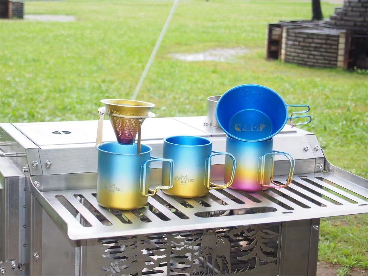 グラデーションの魅力に迫る 純チタン製シングル・ダブルマグカップ