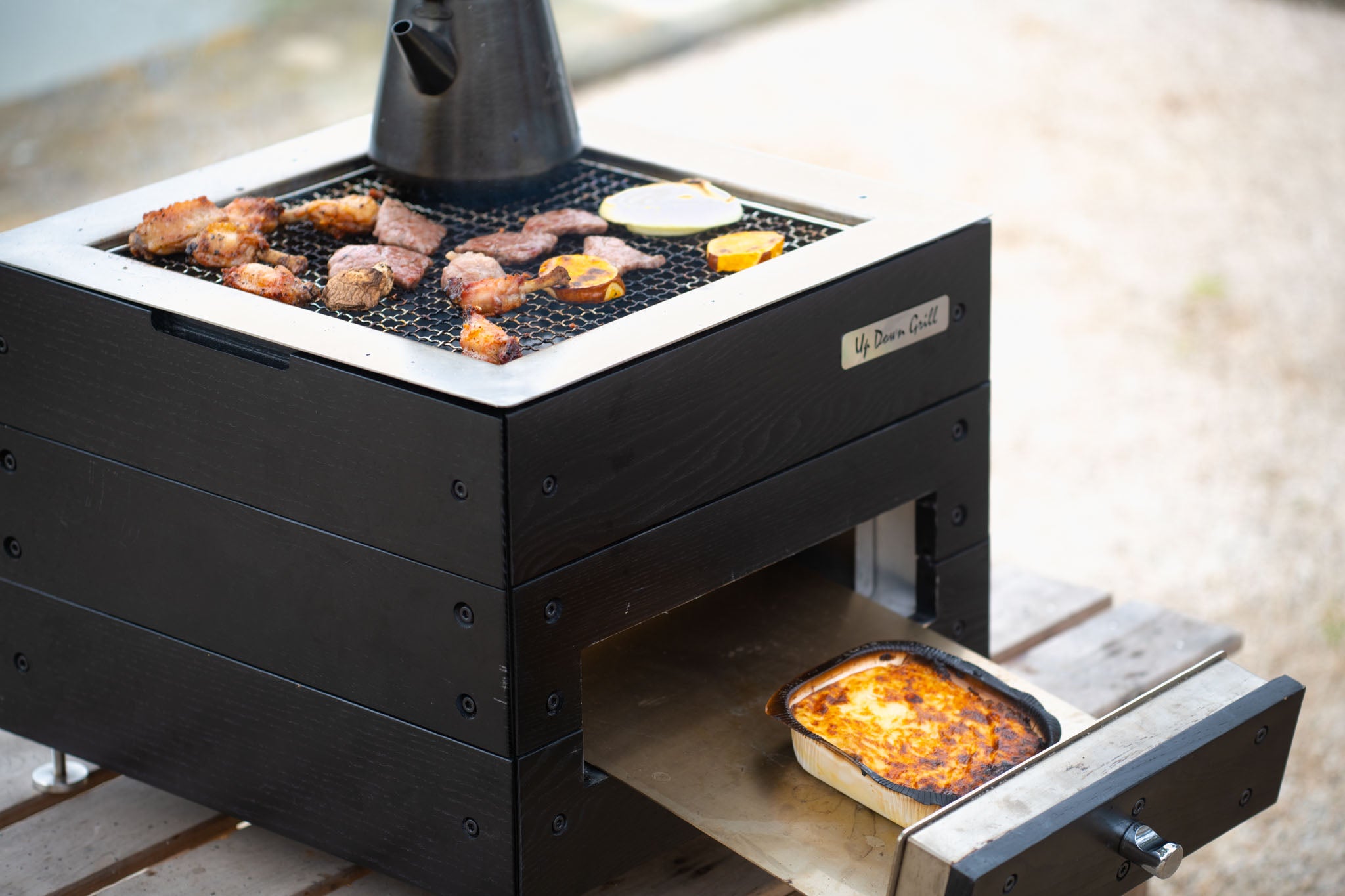 Makuake｜炭火コンロとオーブン料理が同時に！バーベキューを進化