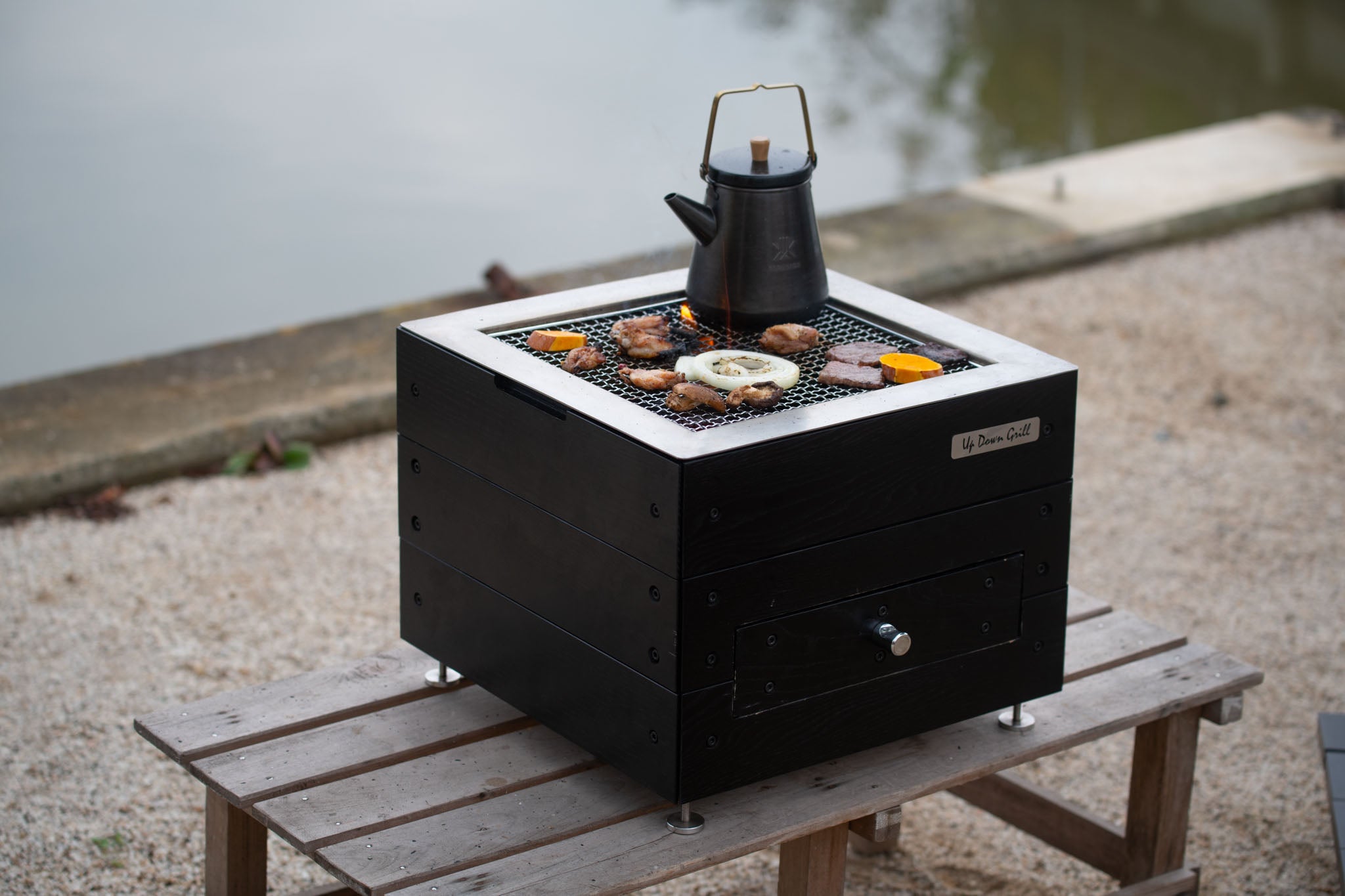 Makuake｜炭火コンロとオーブン料理が同時に！バーベキューを進化