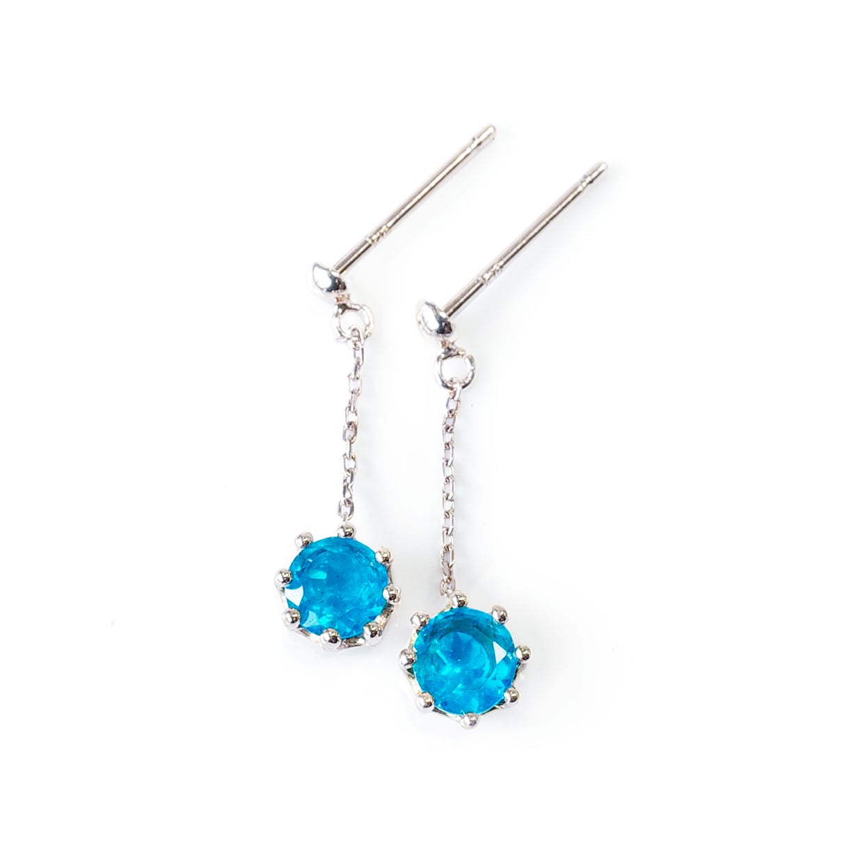 e.m☆❤　ブルーアパタイトカラークォーツ　ピアス アクセサリーのプレゼント K18WG インディゴアパタイト ピアス