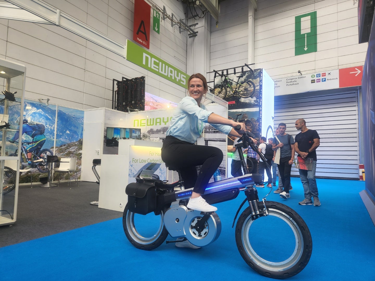 8000km走れる高機能なタイヤ！近未来型の電動アシスト自転車ZERO-Bike