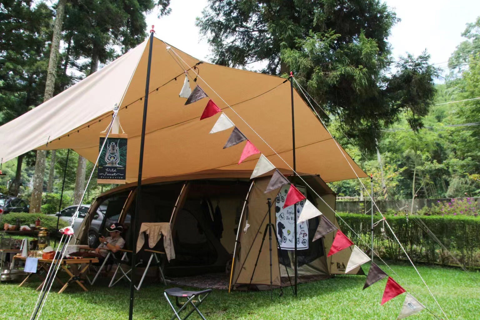 特大・簡単・高品質】テント前に大開放リビング！大人数OK！ポリ