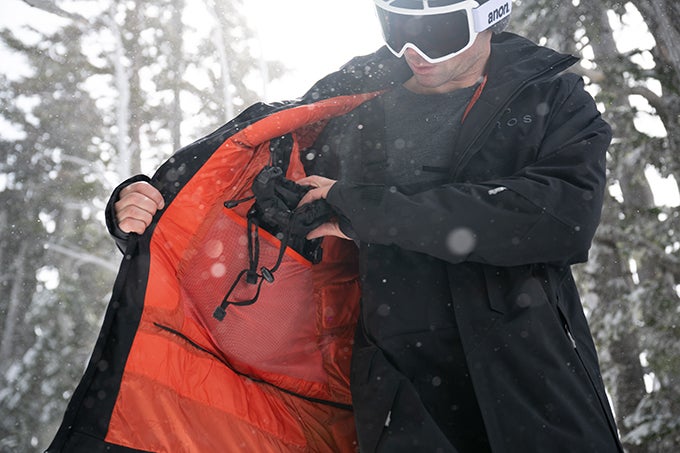 Makuake｜宇宙服素材ブランドの挑戦！2mmで-40℃対応、極薄・超軽量の