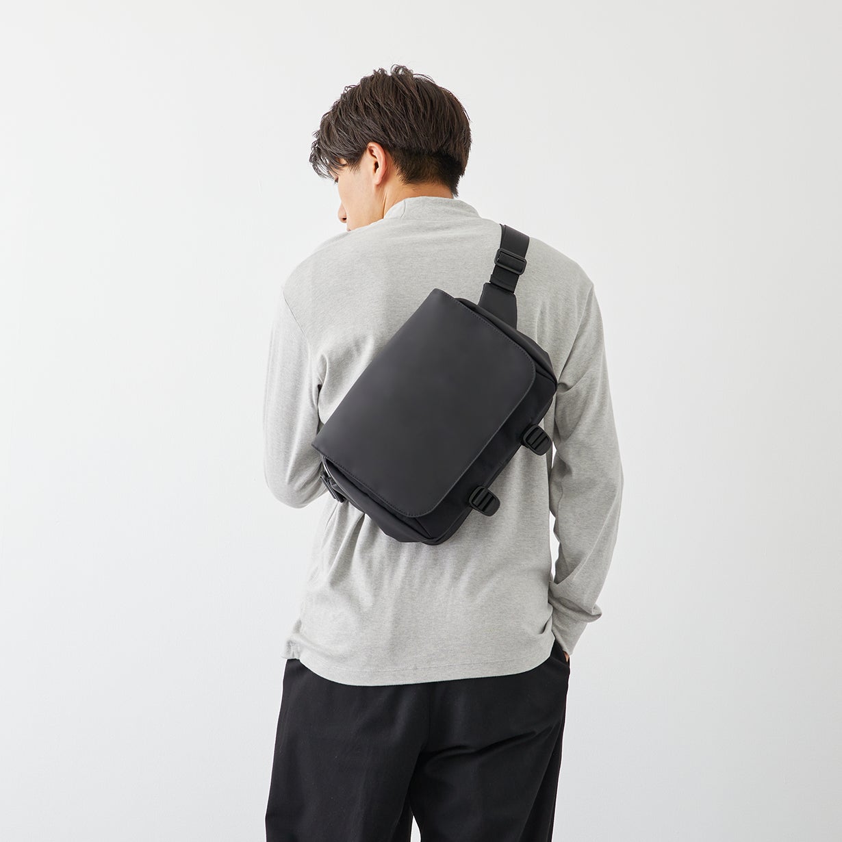 Makuake｜「長年綺麗でかっこよく使いたい」を叶える。汚れにくく、傷