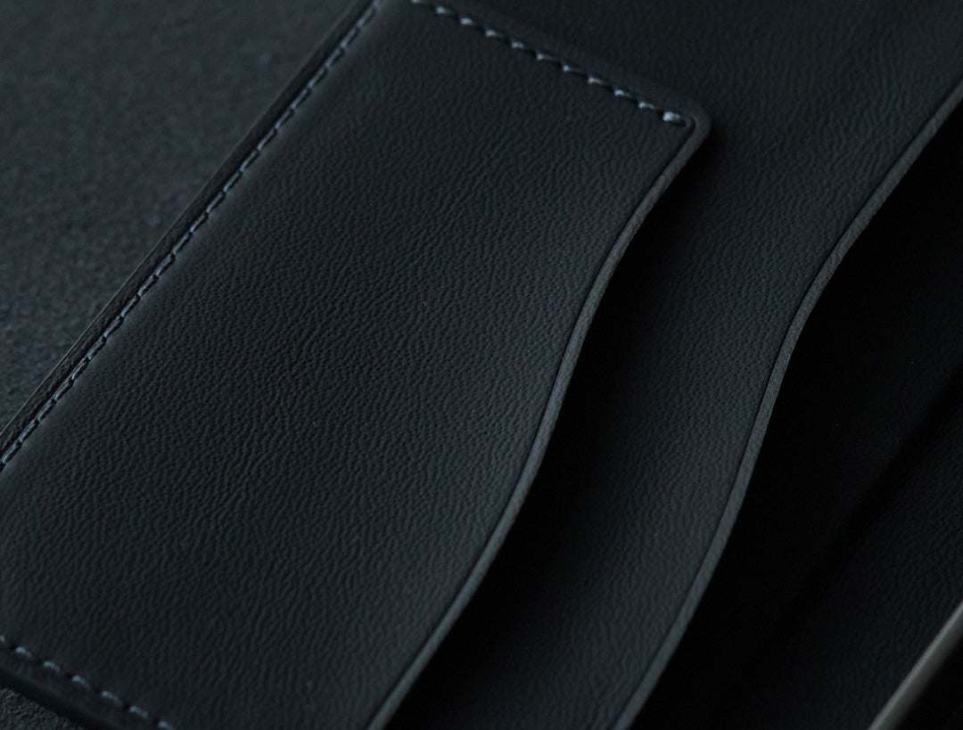 正規品　FARO 手帳型　スマホケース　牛革　レザーケース　黒　ブラック 手のひらに拘りを。クラフトマンシップと上質レザーでつくるFARO
