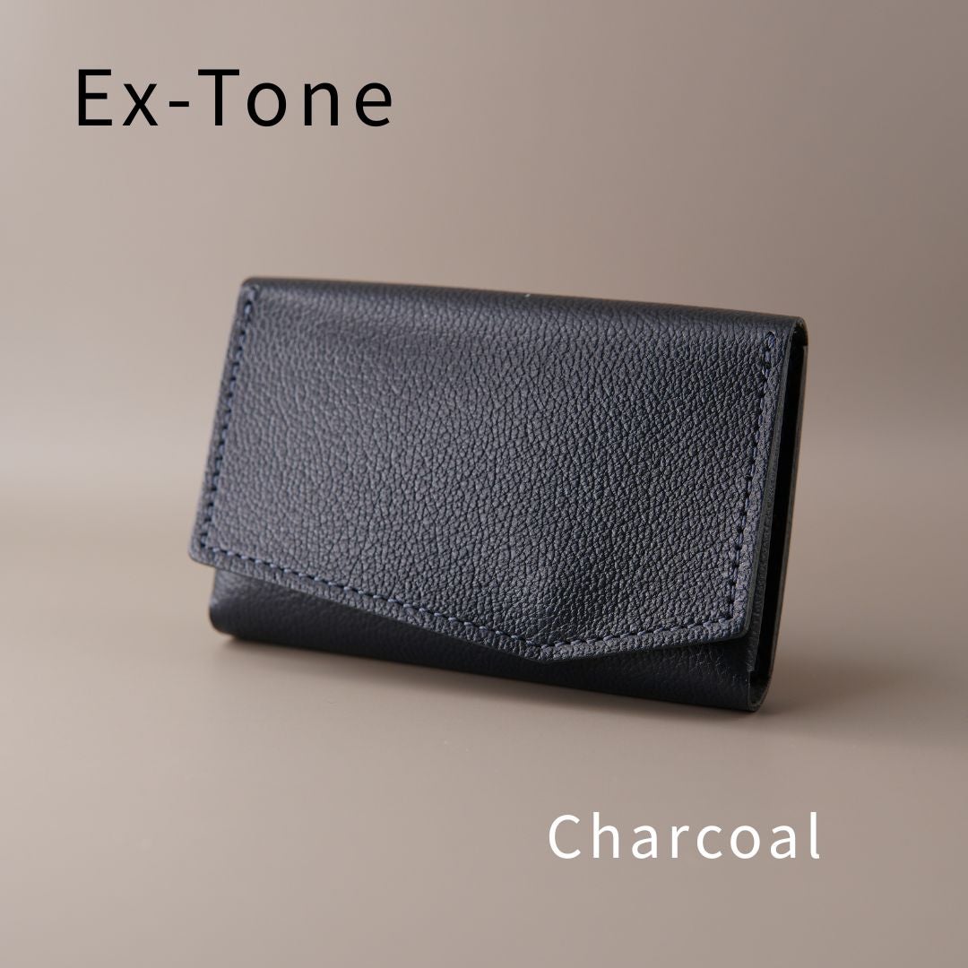 HADOU LEATHER Experience グリーン レザー Makuake｜独自構造でスルスル出し入れ。まるでお札・摩擦レス