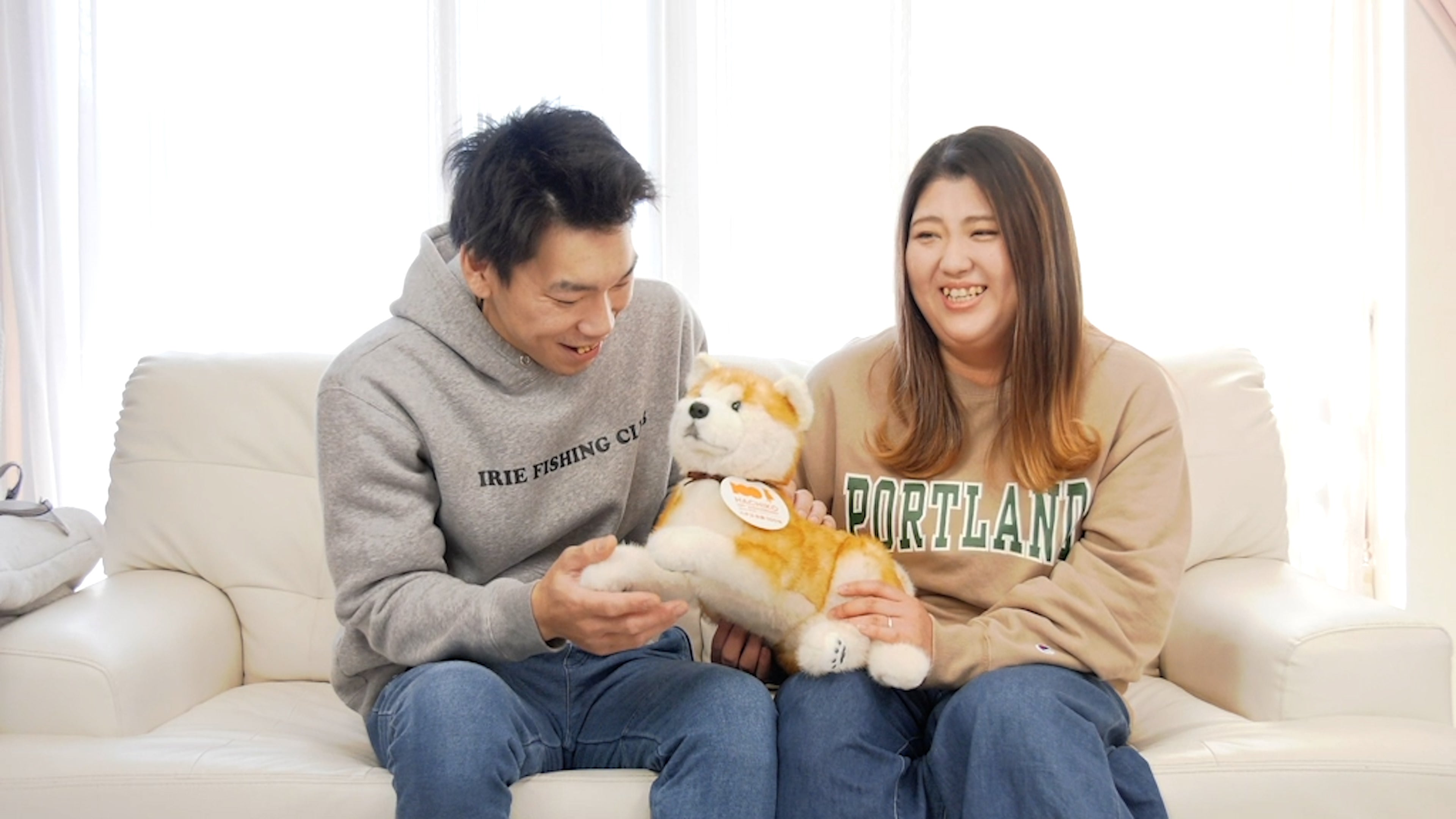 ハチ公生誕100年記念「撫でると鳴く、忠犬ハチ公型ロボット