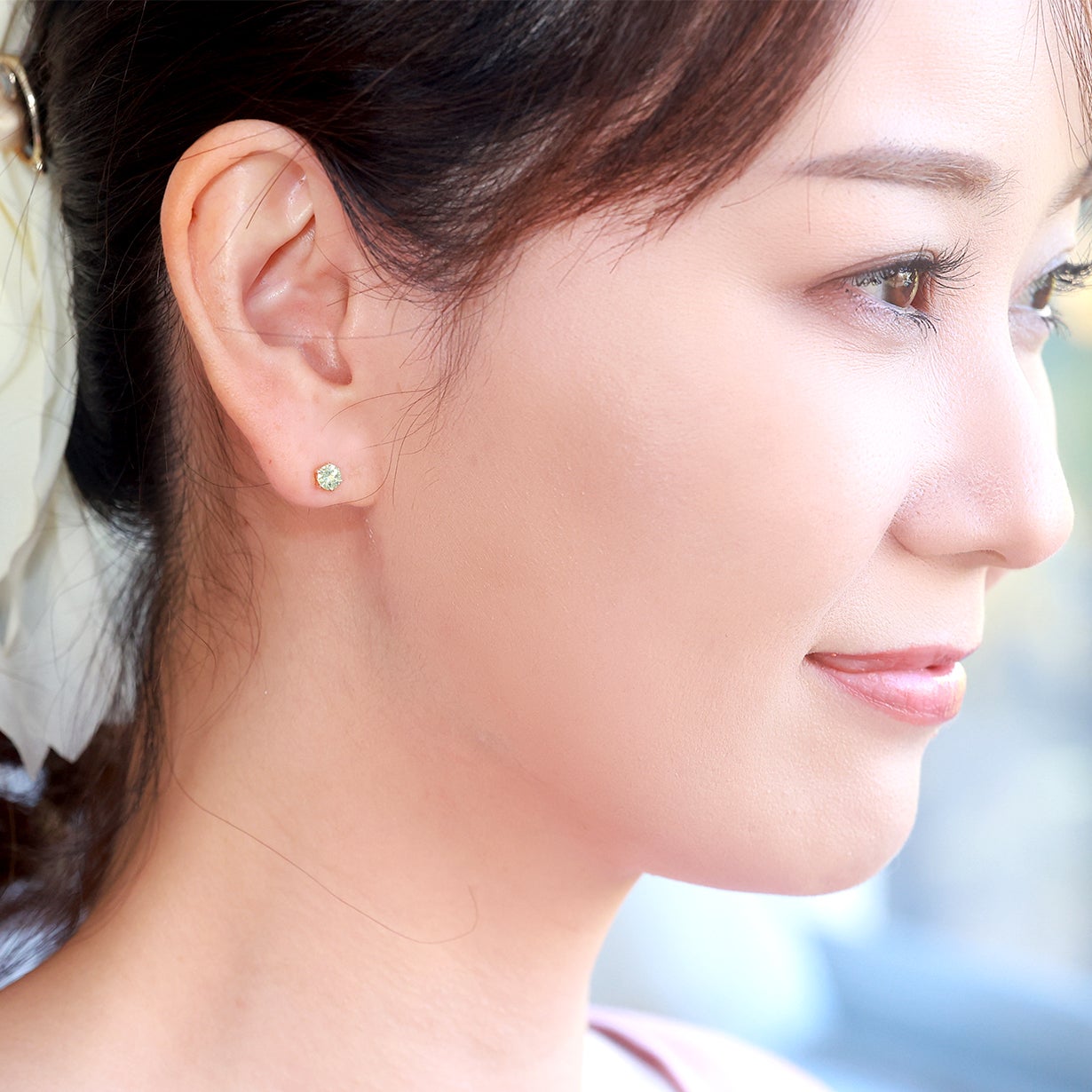 貴族が愛した希少石】日常を華やかに彩る金緑色の輝き『クリソベリル 貴族が愛した希少石】日常を華やかに彩る金緑色の輝き『クリソベリル