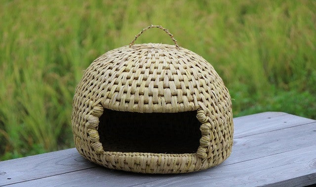 【未使用品】猫つぐら　長野伝統工芸品 オタリノキズナ~長野県小谷村のネコが紡ぐ工芸品『猫なべつぐら』制作