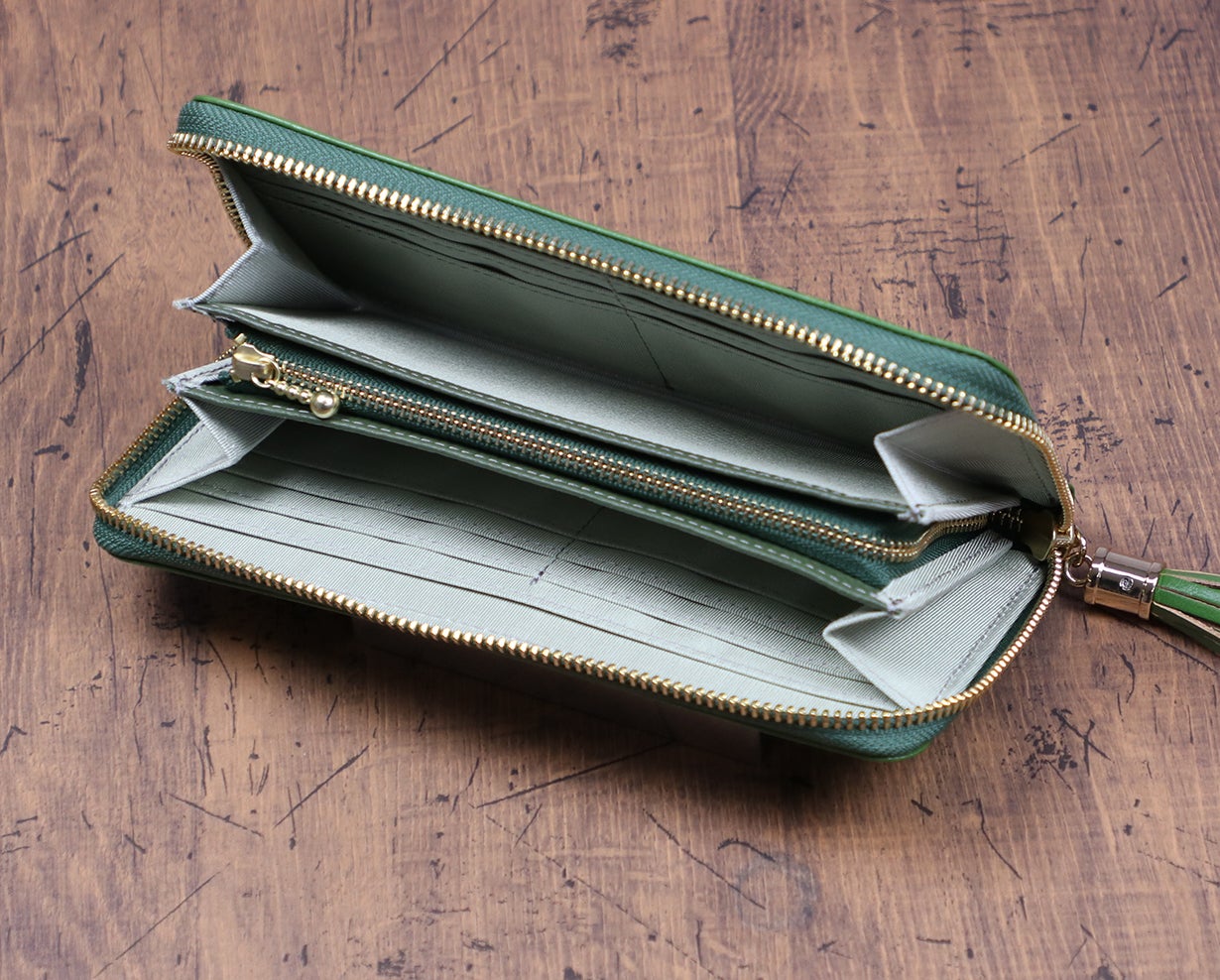 豊岡工房 馬九行久 イタリア牛革コインが分けられる長財布 – Makuake STORE