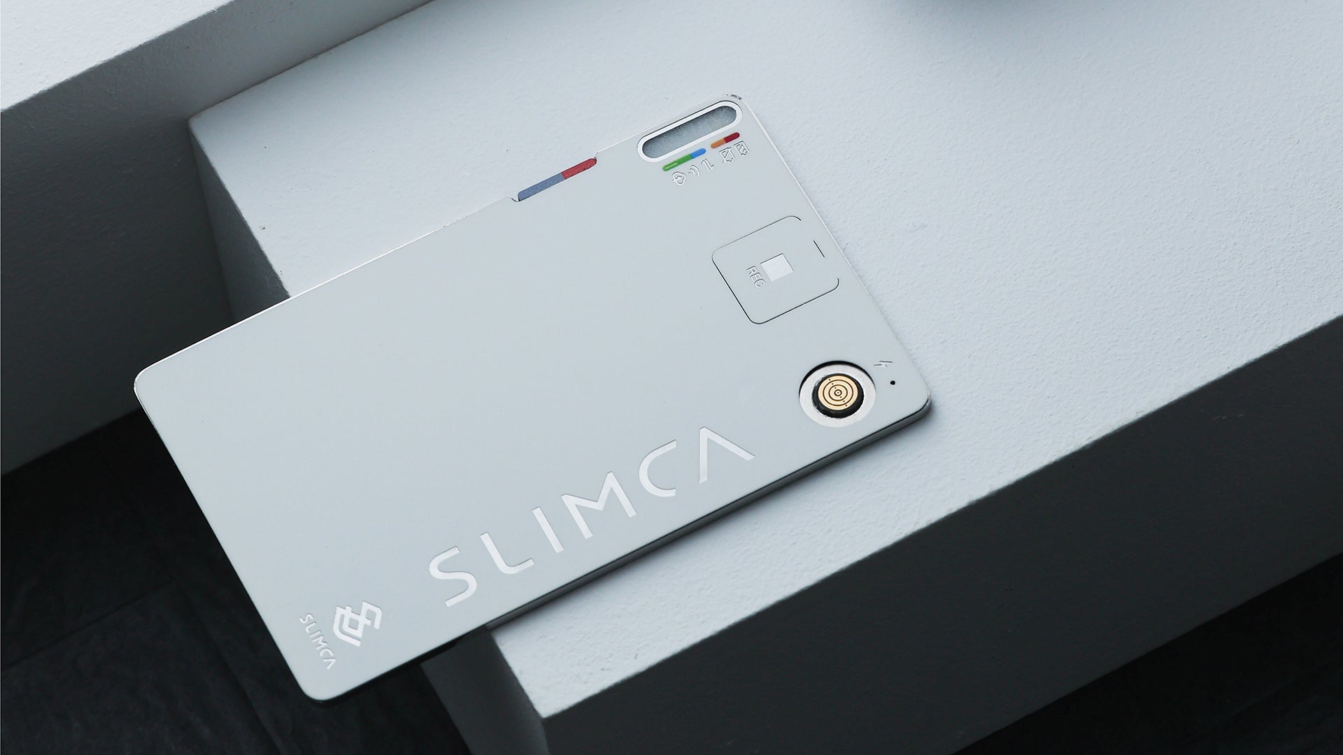 薄さ2mm】雰囲気ごと録音!カード型ボイスレコーダーSlimca 薄さ2mm】雰囲気ごと録音!カード型ボイスレコーダーSlimca