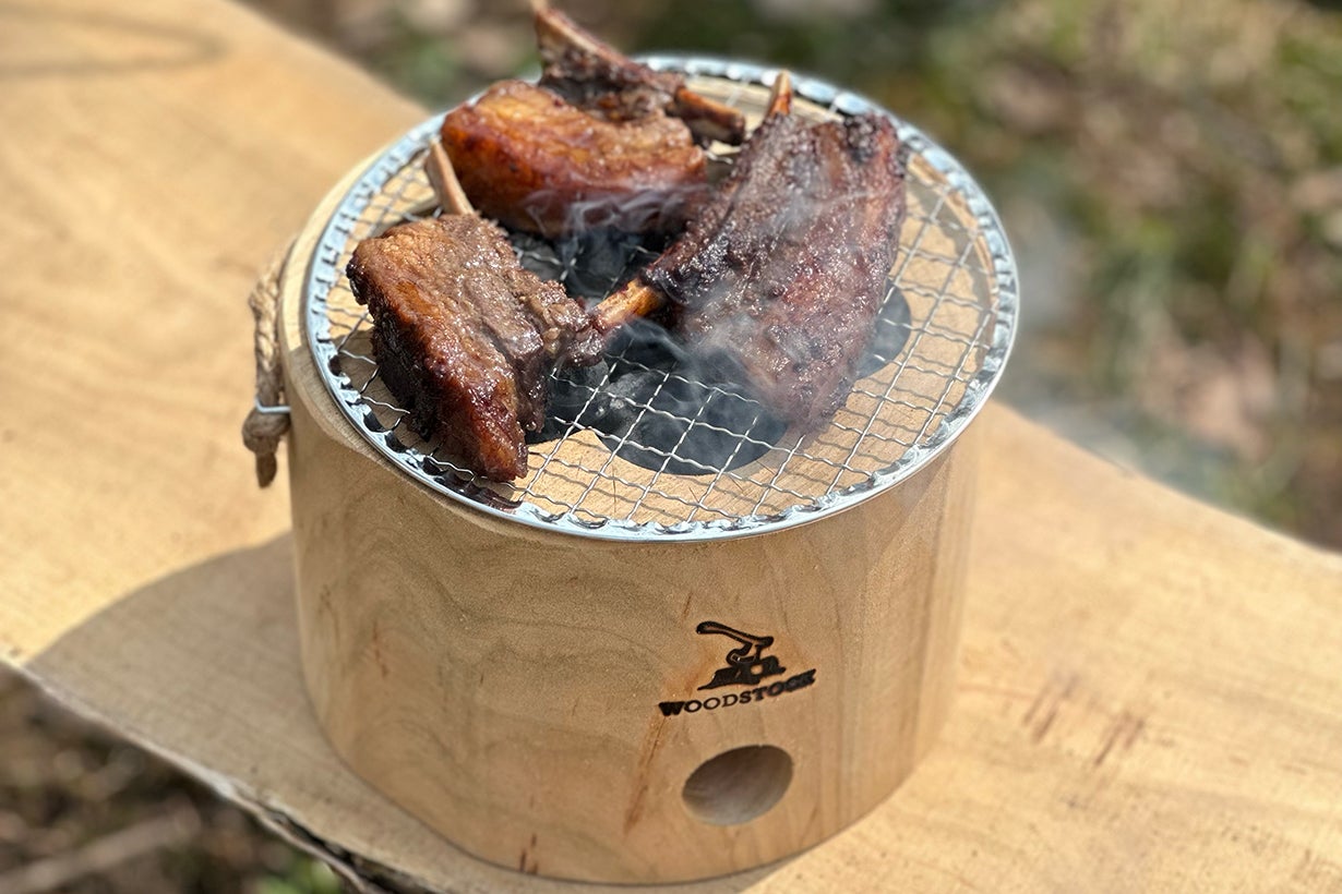 国産天然素材使用】キャンプはもっと手軽でいい。山桜が薫る、本格燻製