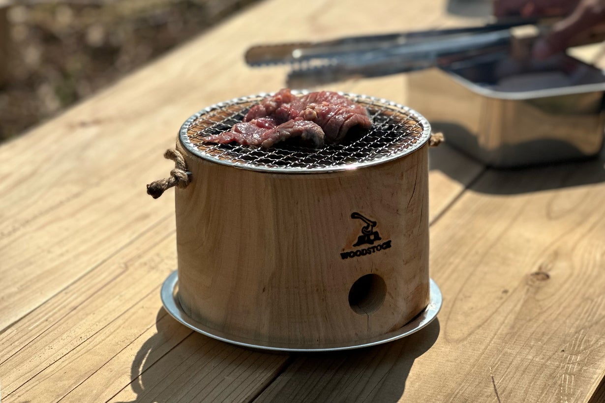 国産天然素材使用】キャンプはもっと手軽でいい。山桜が薫る、本格燻製