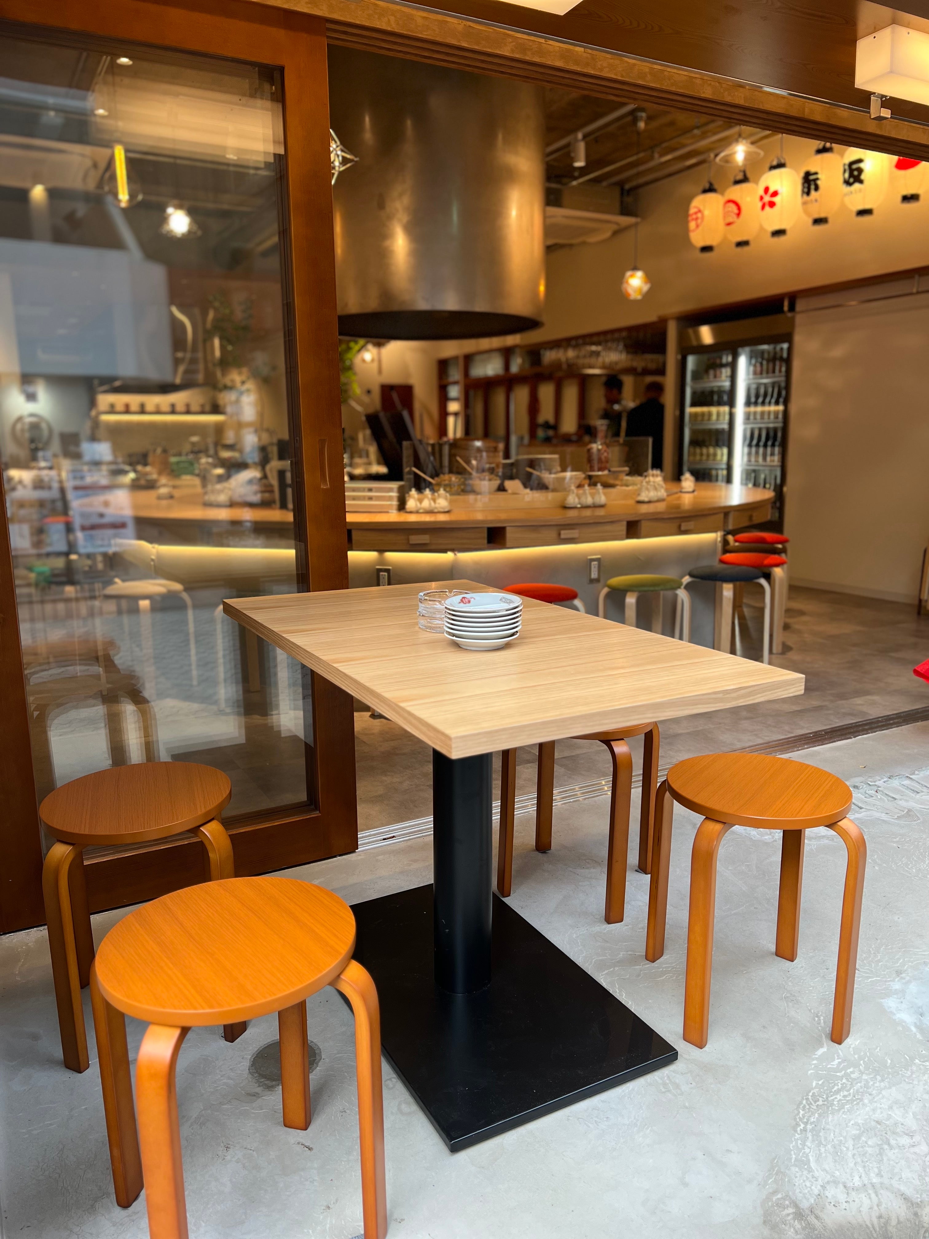 町中華の新業態】肉汁溢れる極上の羽根付き餃子を味わえるネオ町中華が