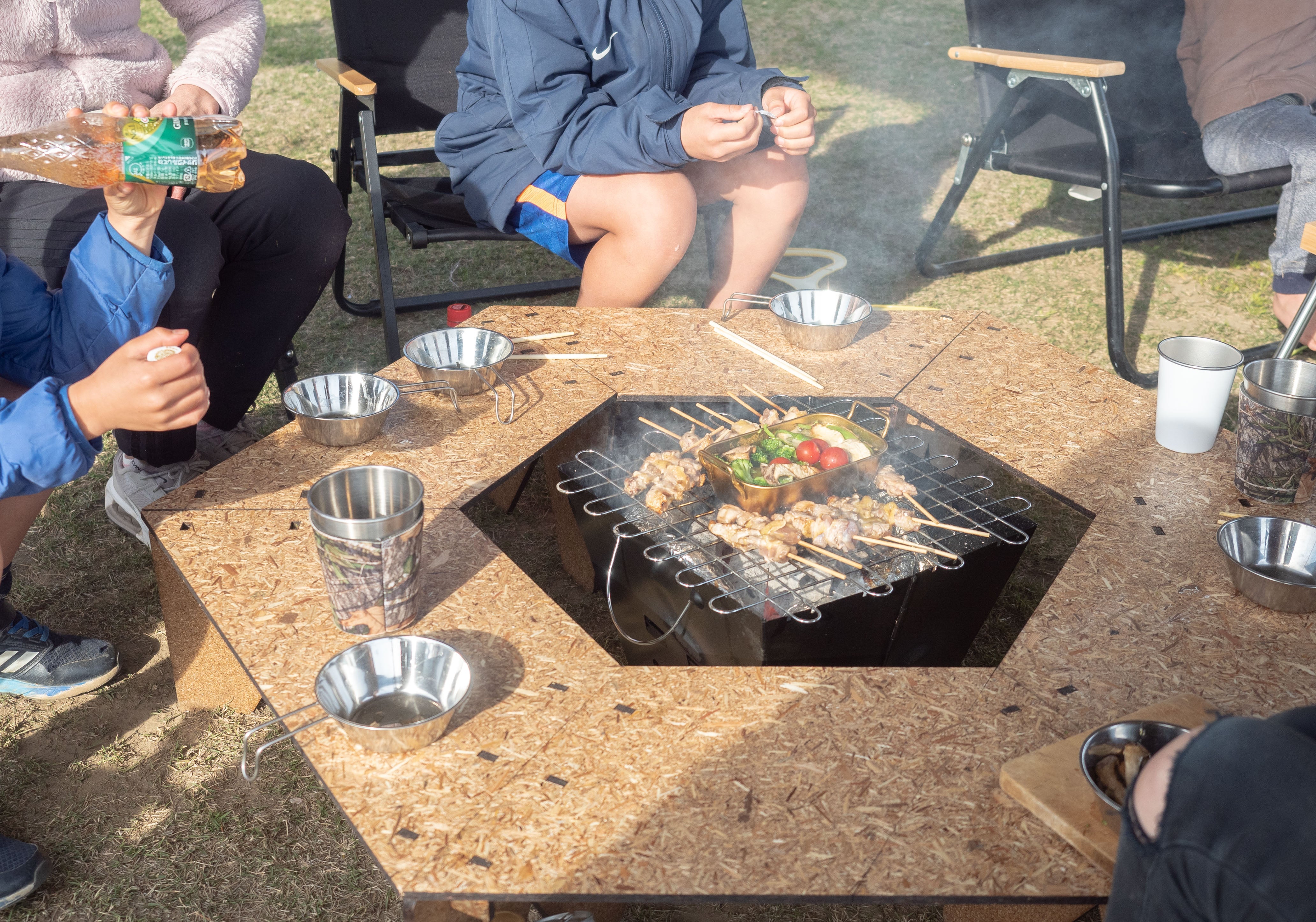 軽くて利便性抜群！今すぐBBQで使いたくなるおしゃれなヘキサ