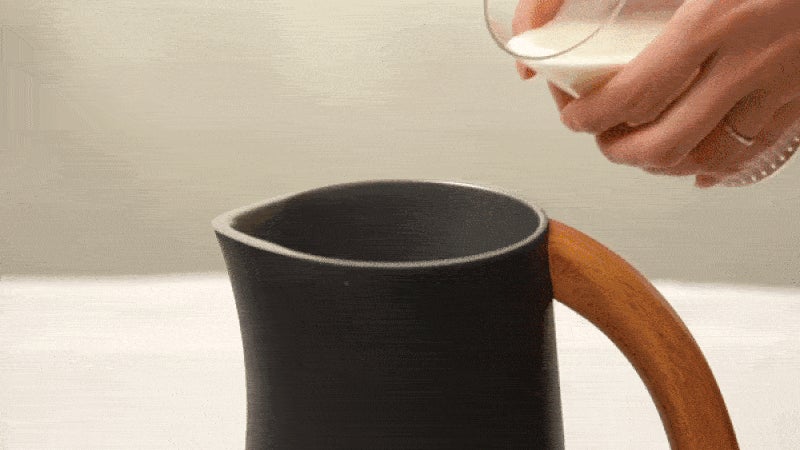 自宅がカフェに早変わり?プロバリスタが淹れたコーヒーを実現