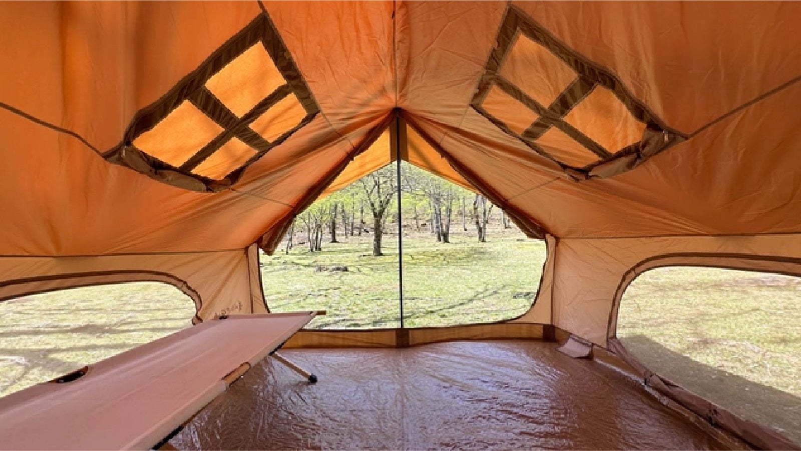 美しく・爽やか』曲線美と快適設計のロッジテントがALLEGiAから