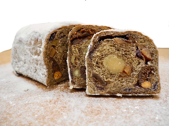 希少な国産ブラッドオレンジと白いちじくを入れた、夏専用の極上