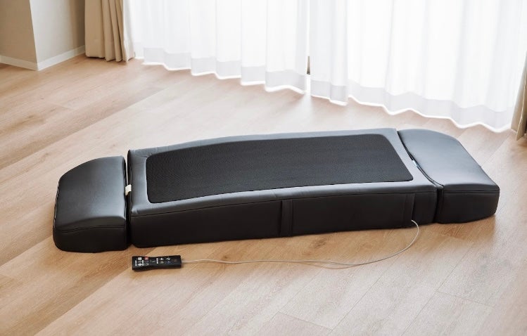 Makuake｜寝ながら本格マッサージ！下からほぐす仰向けマッサージ