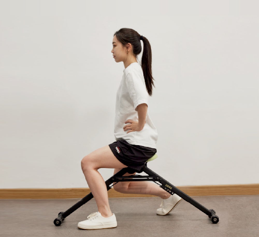 有名俳優HN考案☆自動で出来るスクワットチェア 【公式通販】