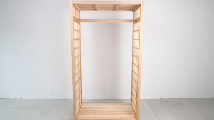 宮大工職人の家具】伝統と技術の結晶！ 無垢材杉の高性能ハンガー