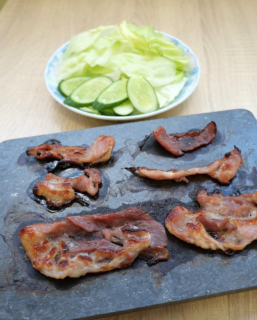 新素材カーボン-アルミがトースターや魚焼きグリルに遠赤外線効果を