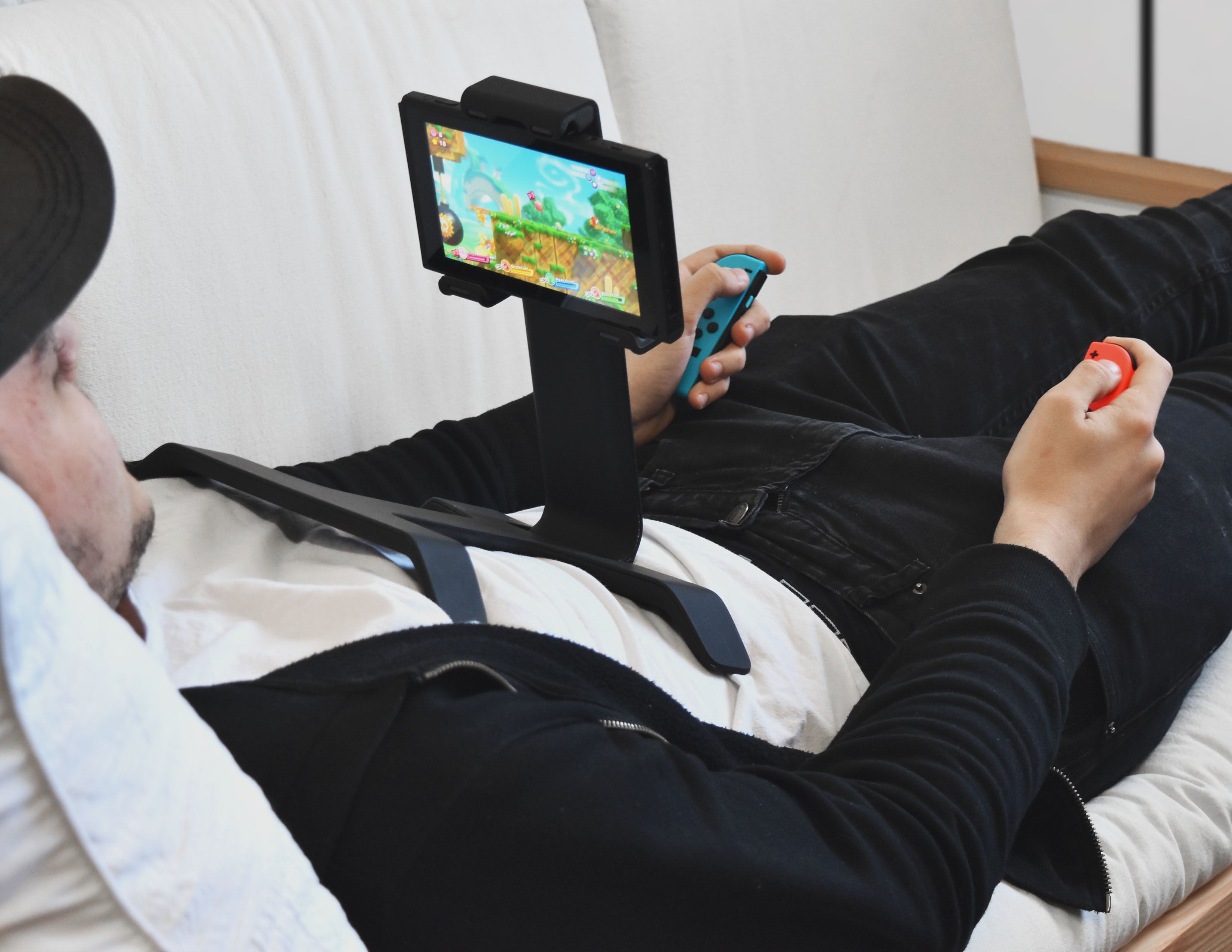 tstand2 タブレットスタンド 寝たままiPad、iPhoneが使える！手ぶらで使えるスマホ
