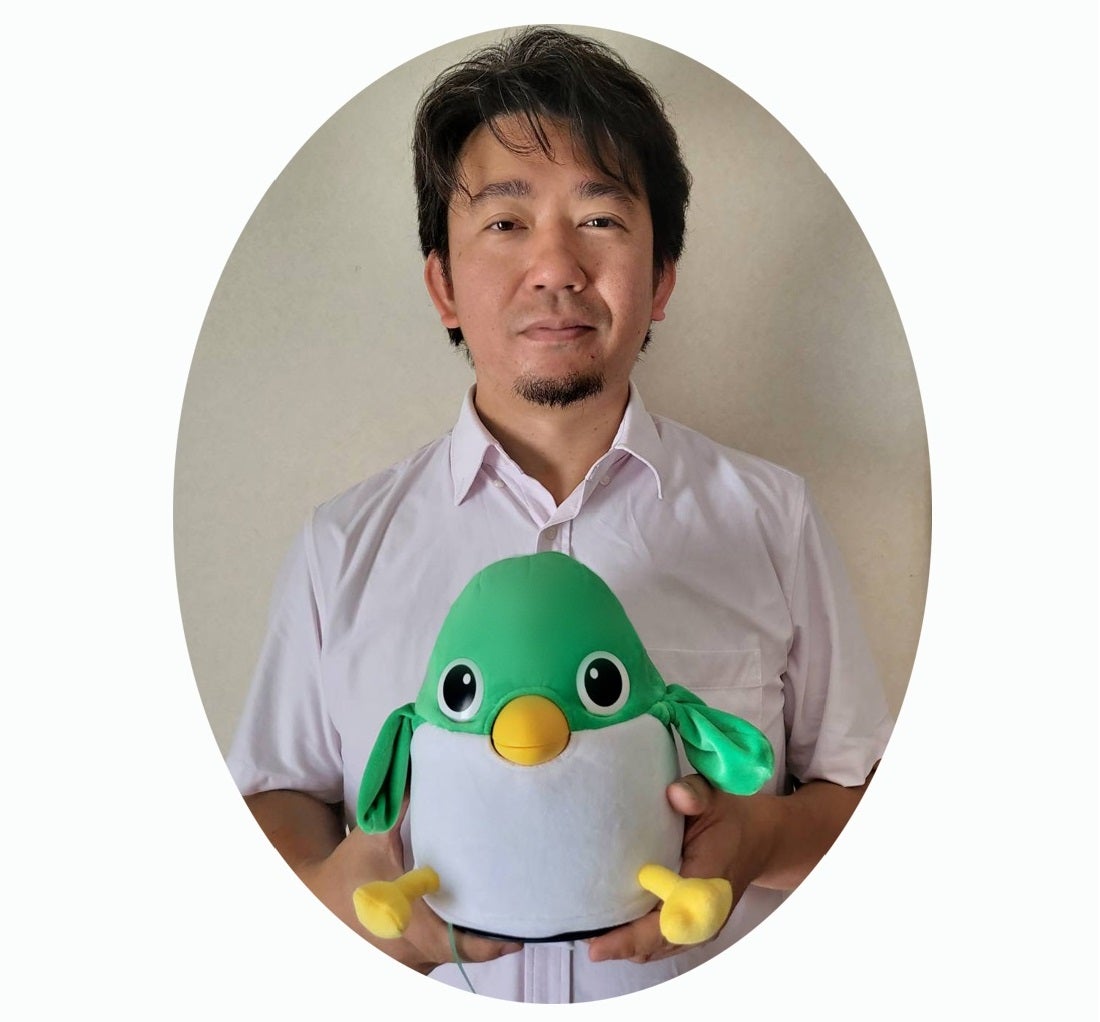 AIみまくん｜高齢者見守り＆会話ロボット｜声で話せるAI｜介護・一人暮らしに安心 生成AI搭載の高齢者見守りロボットを発売 浜松のロボ・スタディ