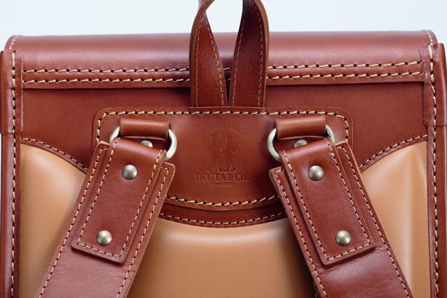 岡山デニム」と「龍野レザー」品格が漂う、大人のデニム