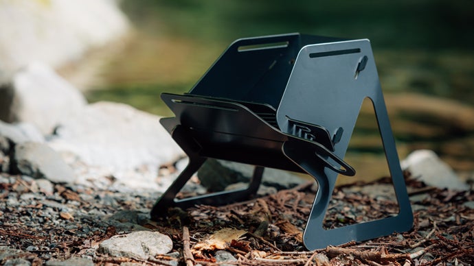 限定生産】燃焼に自由を、道具に個性を。操作するソロ焚火台