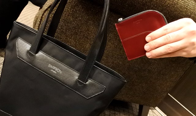 日本限定モデル！英国職人が作るコンパクト多機能財布・SIMPSON LONDON
