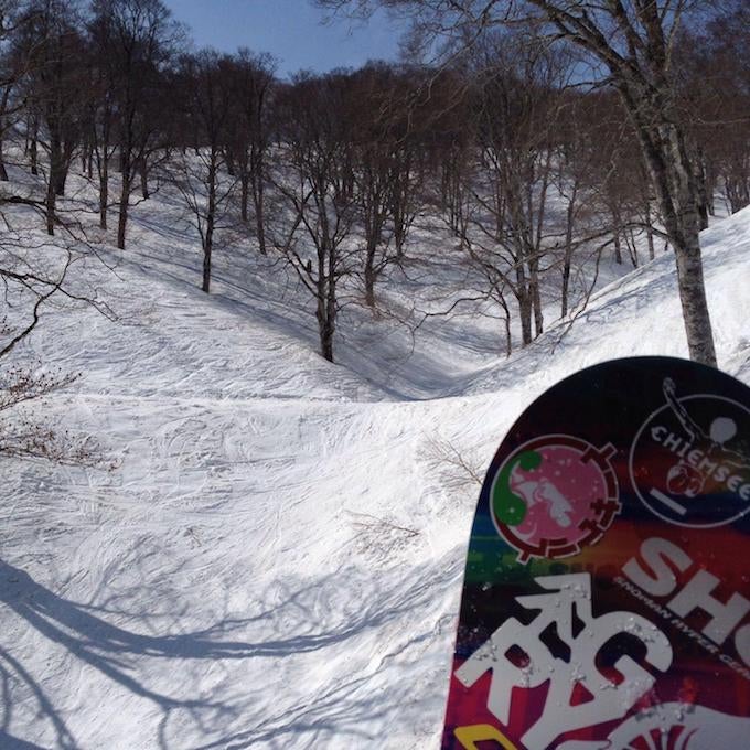 スノーバイクのように滑ろう。スノボにつけて誰でも簡単に雪上を滑れる