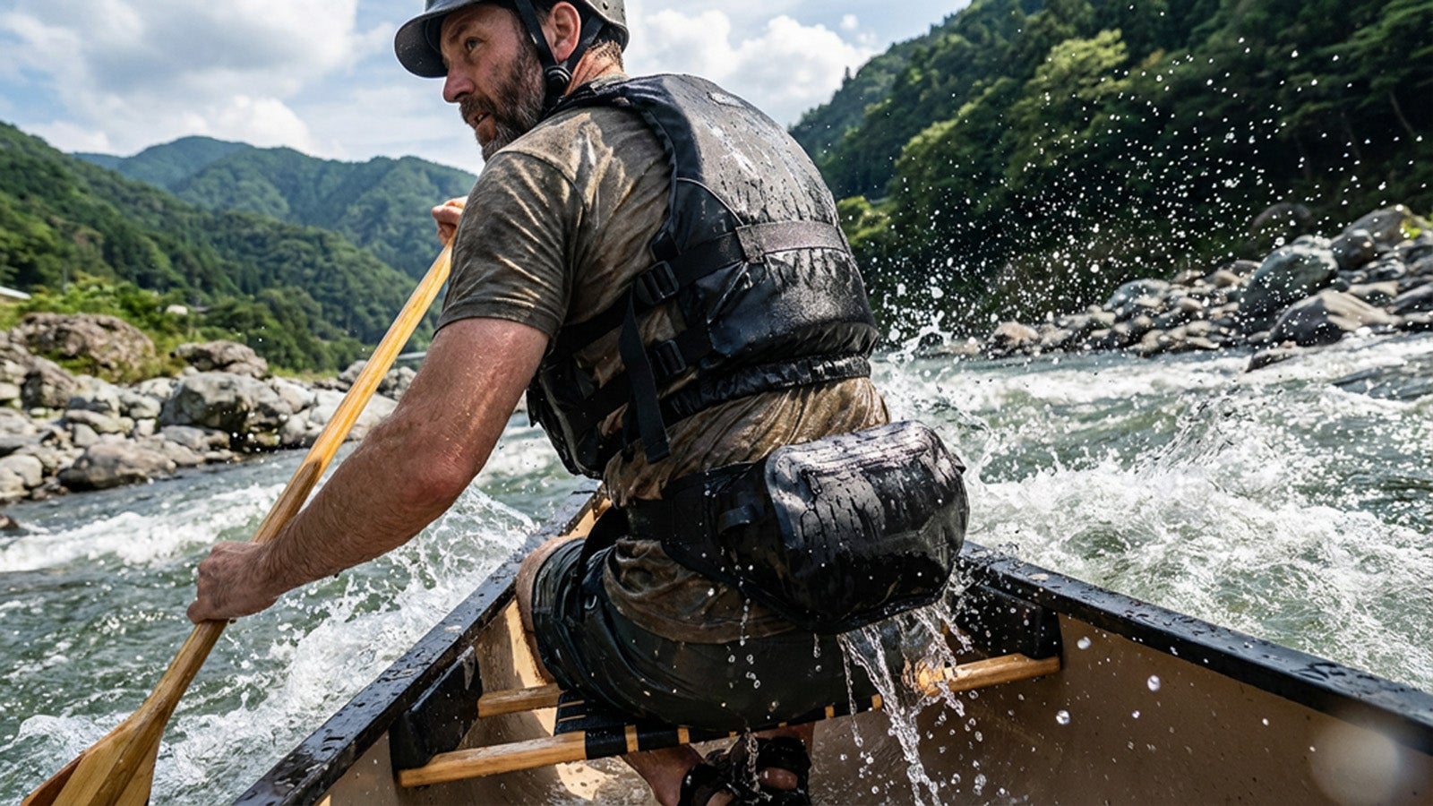 Makuake|こんなお財布見たことない!? サンドウィッチみたいに挟む新 Makuake|こんなお財布見たことない!? サンドウィッチみたいに挟む新