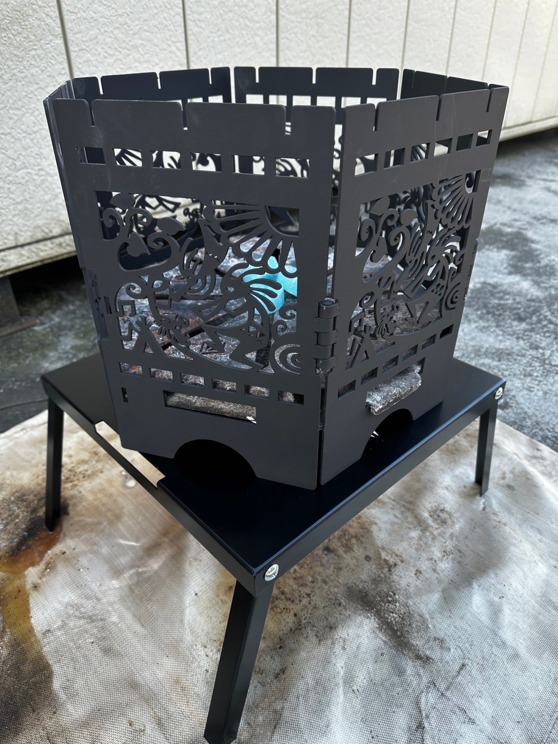 Makuake｜創業50年の板金加工工場が作る「幸せを呼ぶ焚火台」 実行者の 