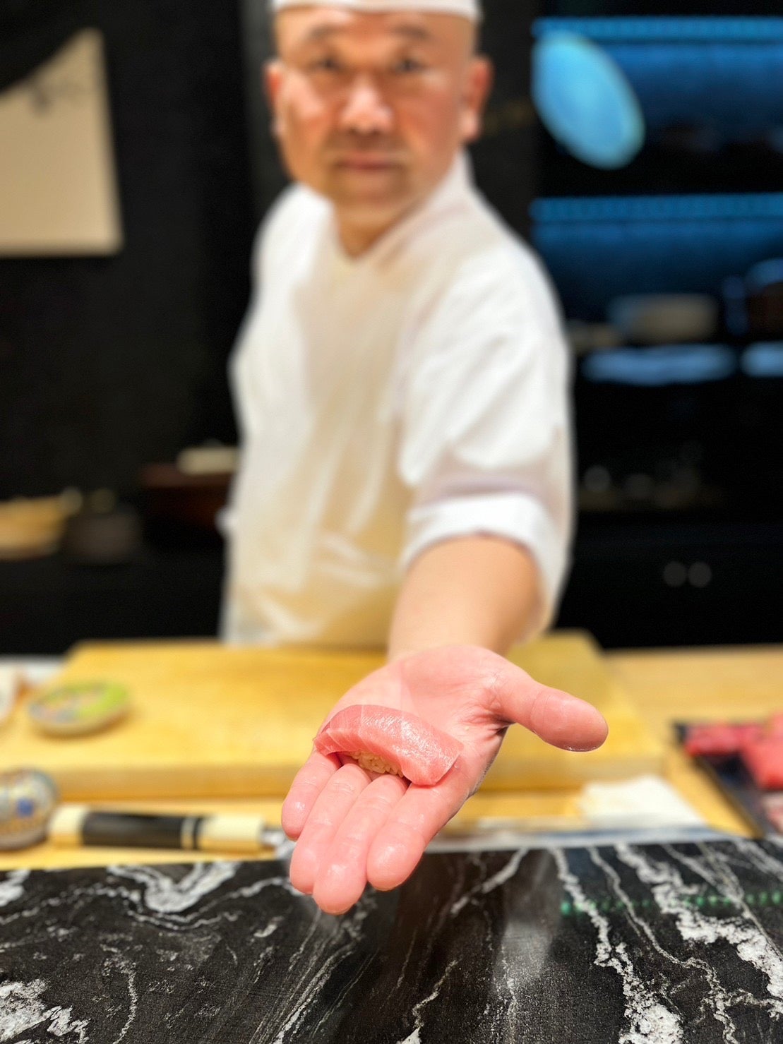 六本木「鮨ちかなり」が監修する、レンチン2分ですぐに食べられる冷凍