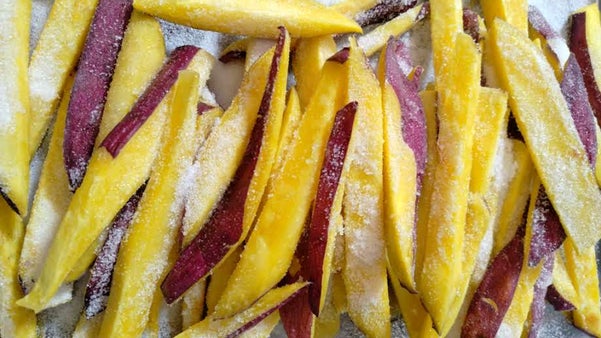 ホクホク食感とやさしい甘さがたまらない！さつまいもスティック【常温持ち歩きOK】