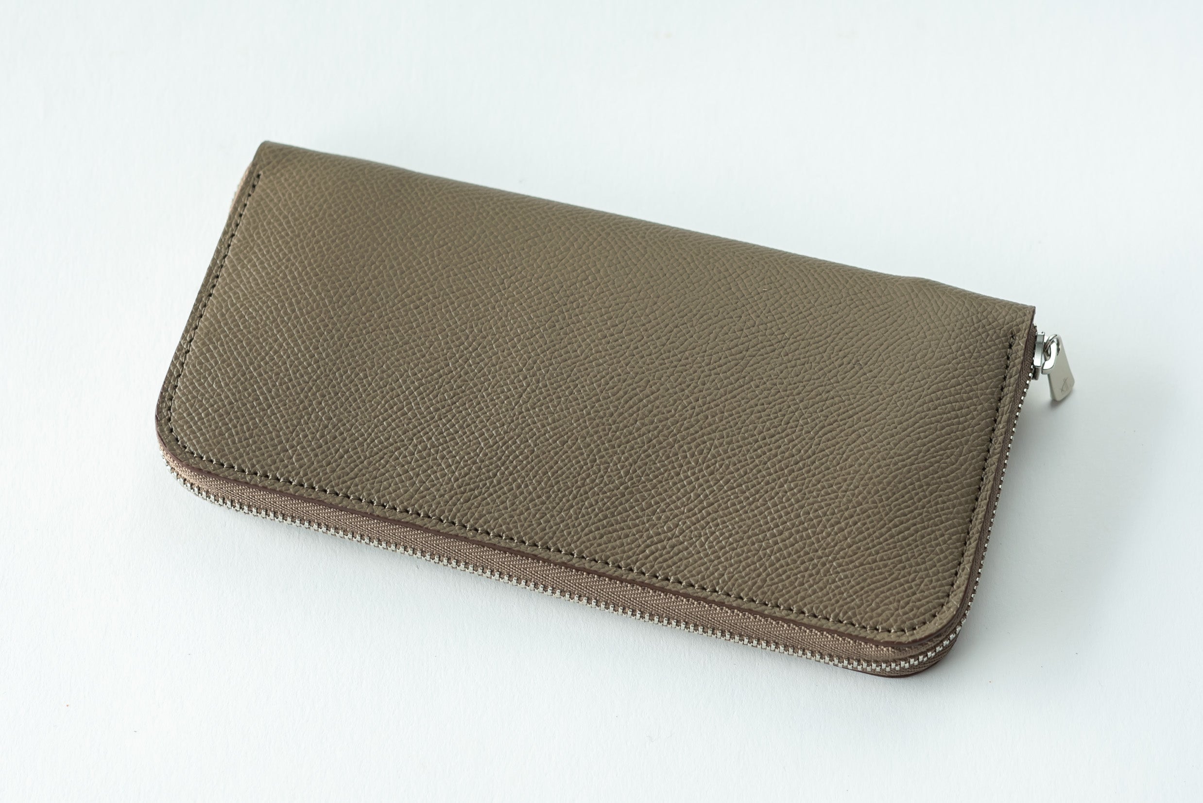 【希少】ワープロラックスレザー 新進工房 バタール 長財布 ラウンドジップ 希少】ワープロラックスレザー 新進工房 バタール 長財布