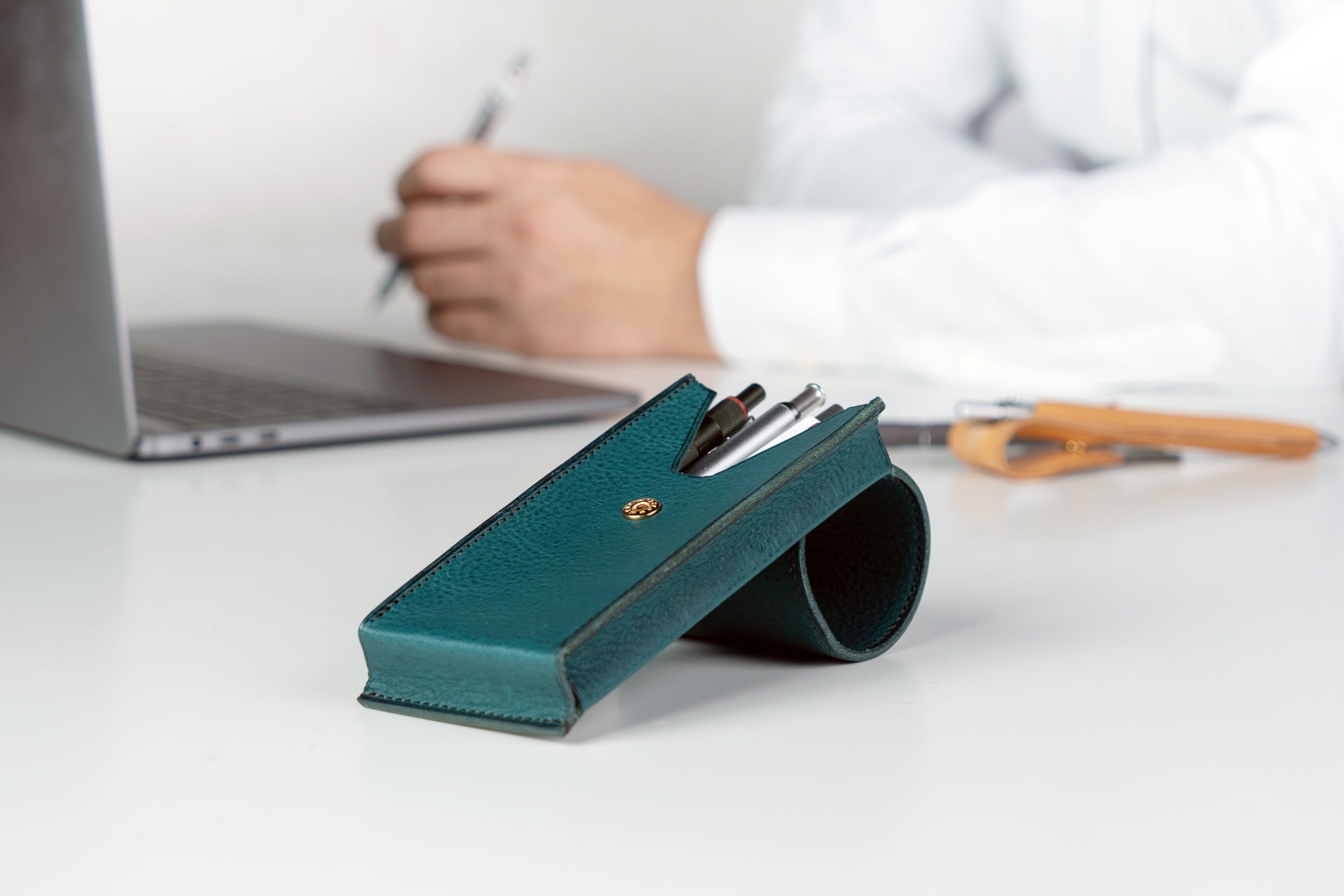 変形して取り出しやすい!スッと取り出す自立式ペンケース dritto Pen 変形して取り出しやすい!スッと取り出す自立式ペンケース dritto Pen