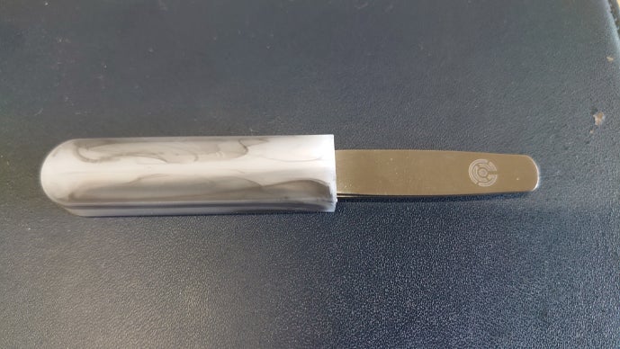 掴んだら離さない天然ダイヤモンドのピンセット「クラフテム