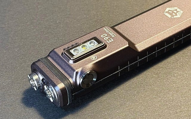 Makuake｜【広角⇔ビーム自由自在】圧倒的な明るさで闇夜を照らす1台2