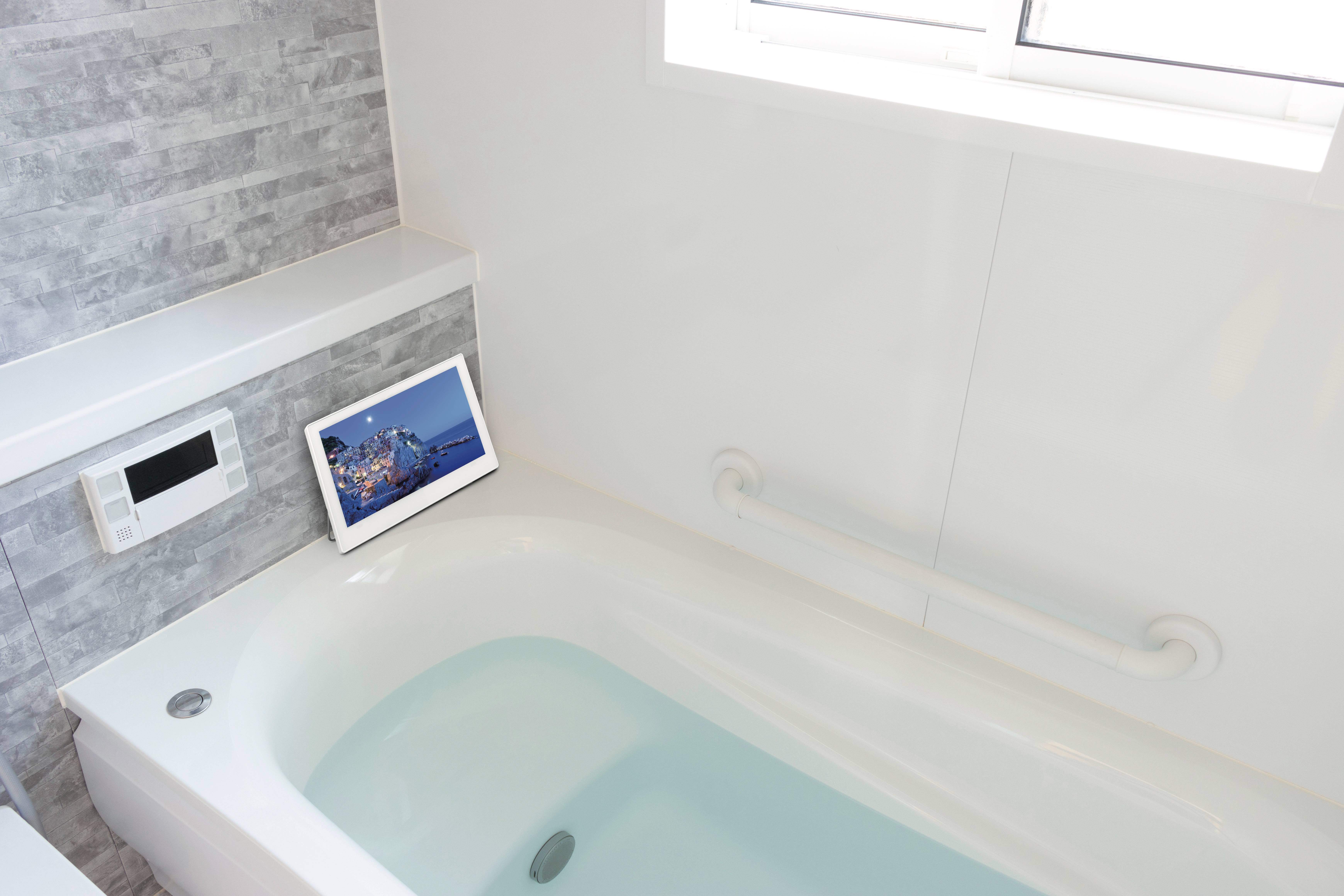 防水でどこでも活躍！見やすく持ち運びやすい14インチ！ポータブル
