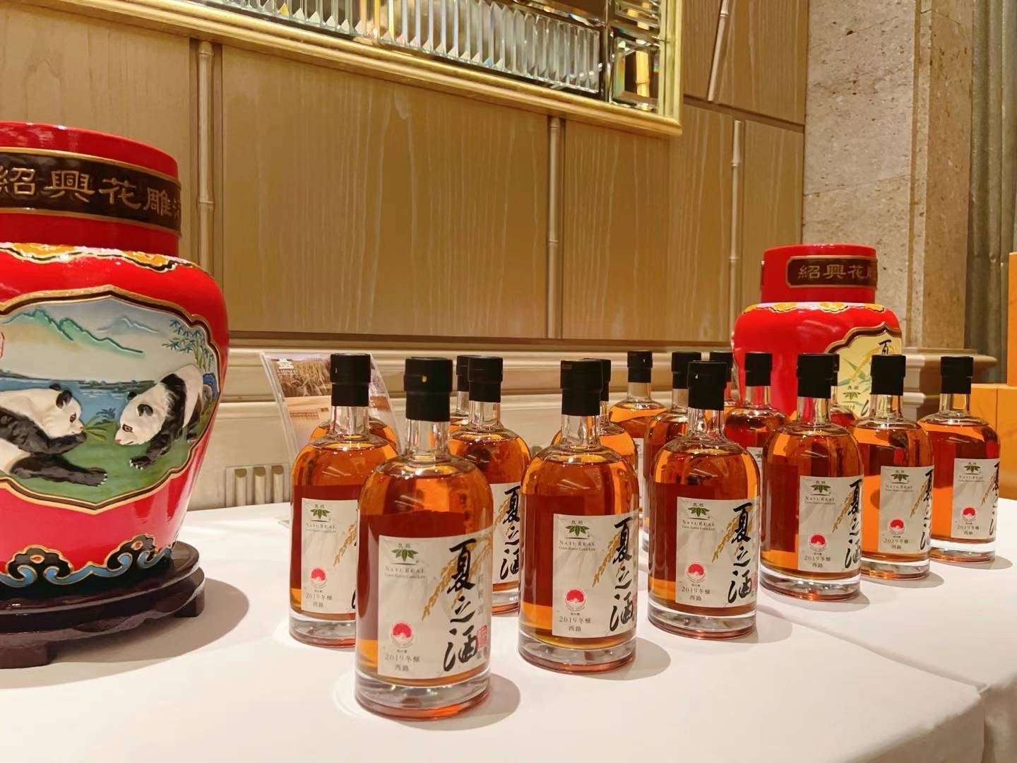高級レストラン＆バーで続々採用。カラメル不使用、ノーブレンドの自然 