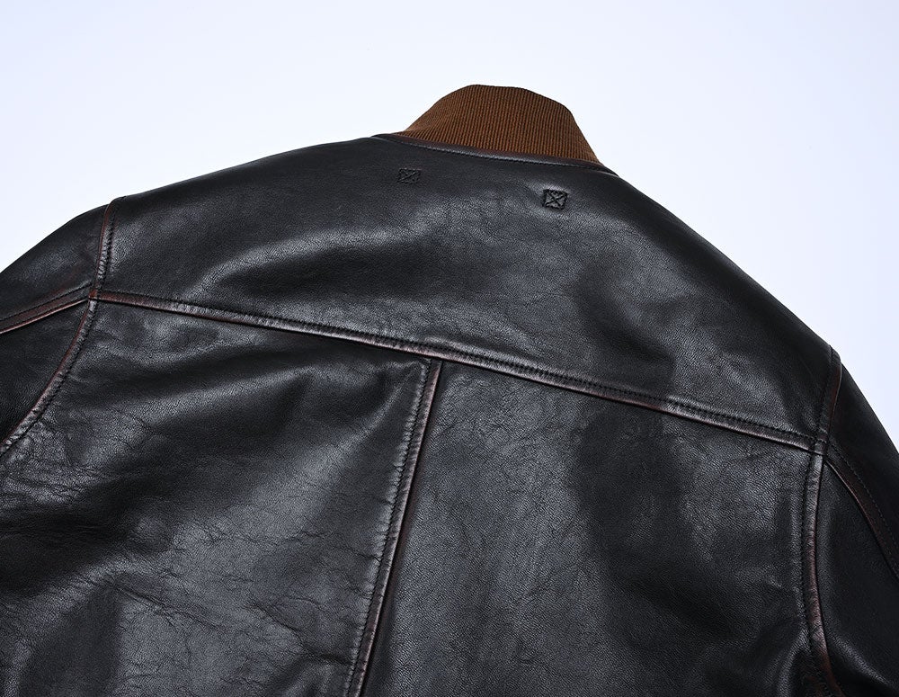 モダンに着こなす A1フライトジャケット・茶芯馬革レザージャケットを4