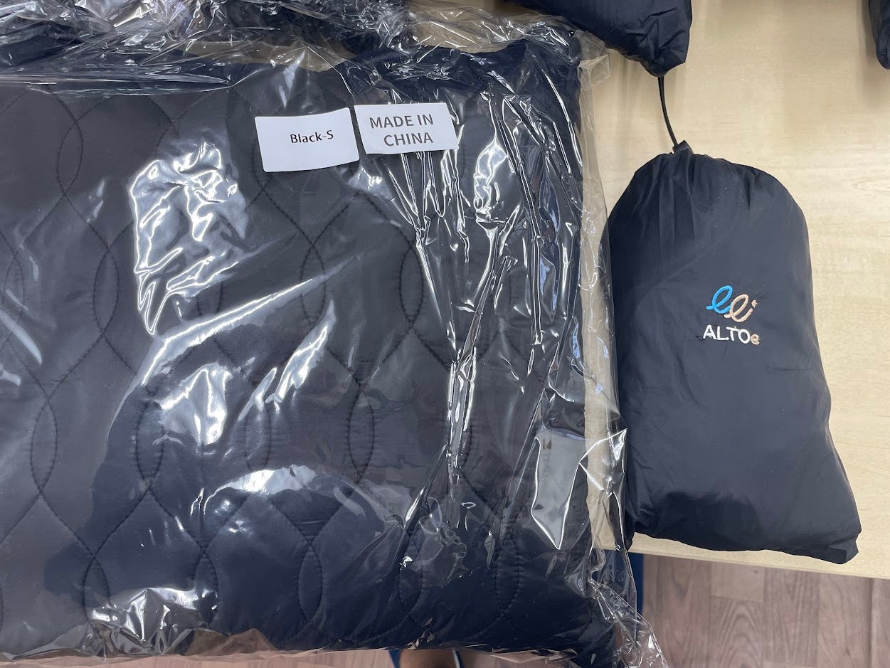 防災・在宅・節電の寒さ対策に】軽量×極暖、着る寝袋『ムササビー