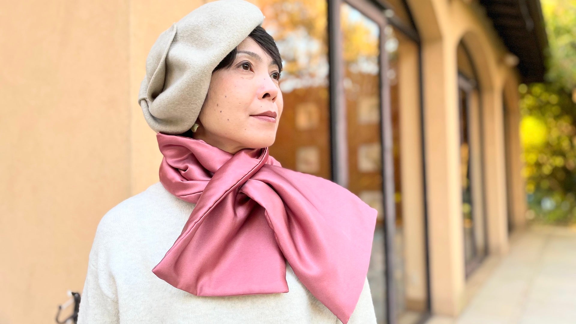 国産シルクマフラーでさらりと冬を乗り越える 加賀絹発祥の地からのお