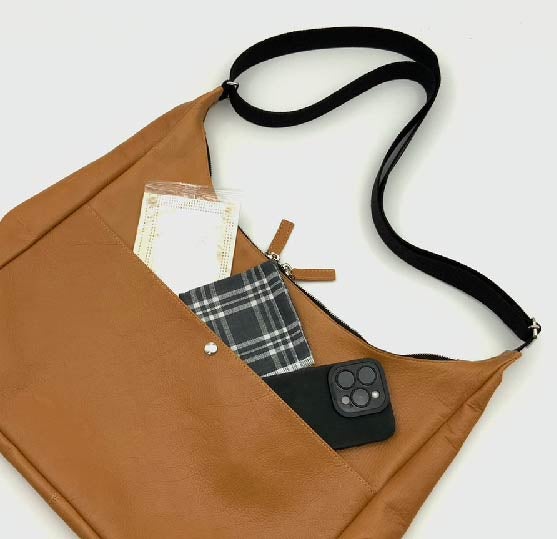 【本革のトランク】ナンバー変更可能ダイヤルロック式レザー旅行鞄スーツケースアタッシュケースアンティークインテリアビジネスバッグ  本革のトランクデッドストックショルダーナンバー変更可能レザー