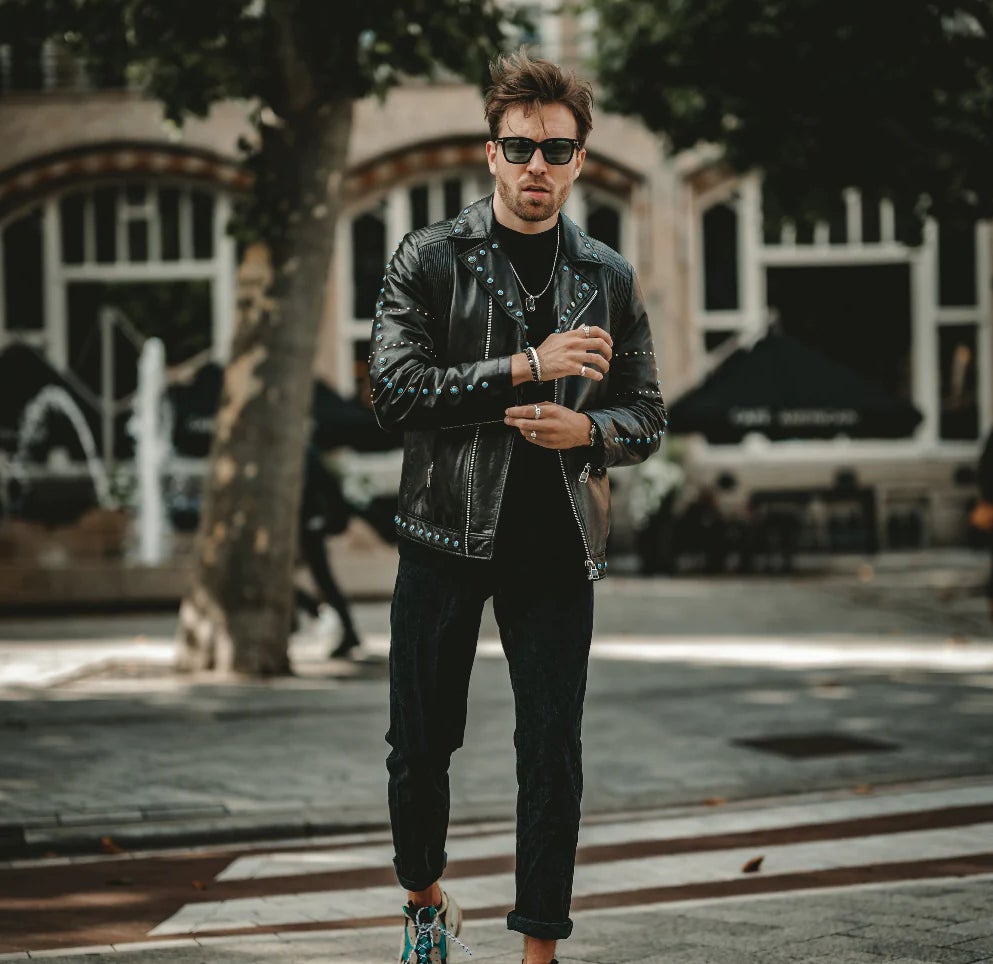 限定版☆待望本革ライダースジャケット 上層牛革100％ レザー ジャケット 刺繍 オートバイジャケット メンズ ショートコートA125 高品質☆待望本革ライダースジャケット上層牛革100％ レザー