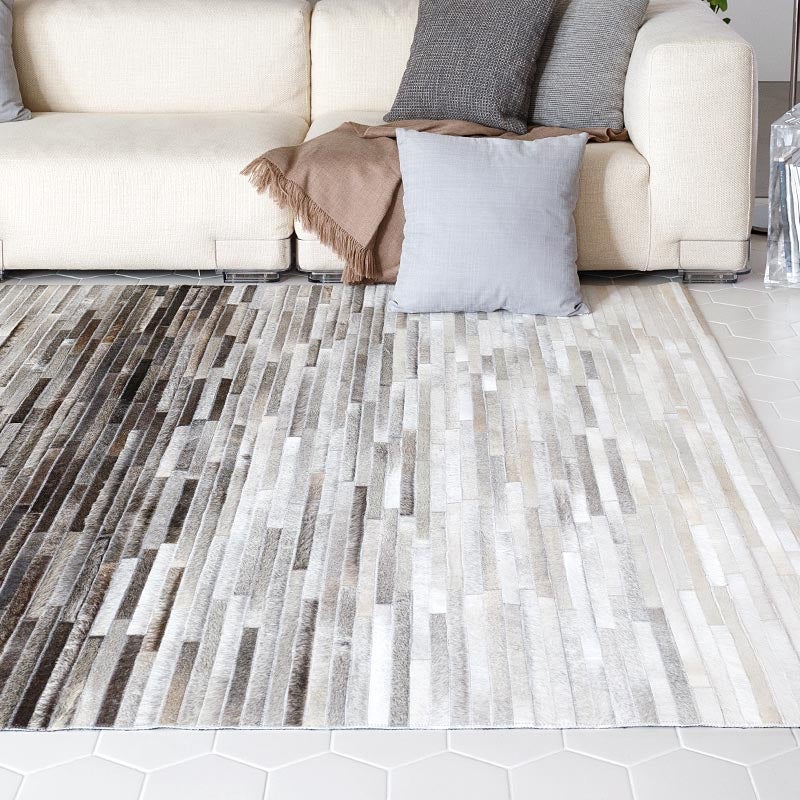 【展示品】特大　カウラグ　本革　希少　輸入品 展示品】特大 カウラグ 本革 希少 輸入品 革・レザーの通販 | イデアル