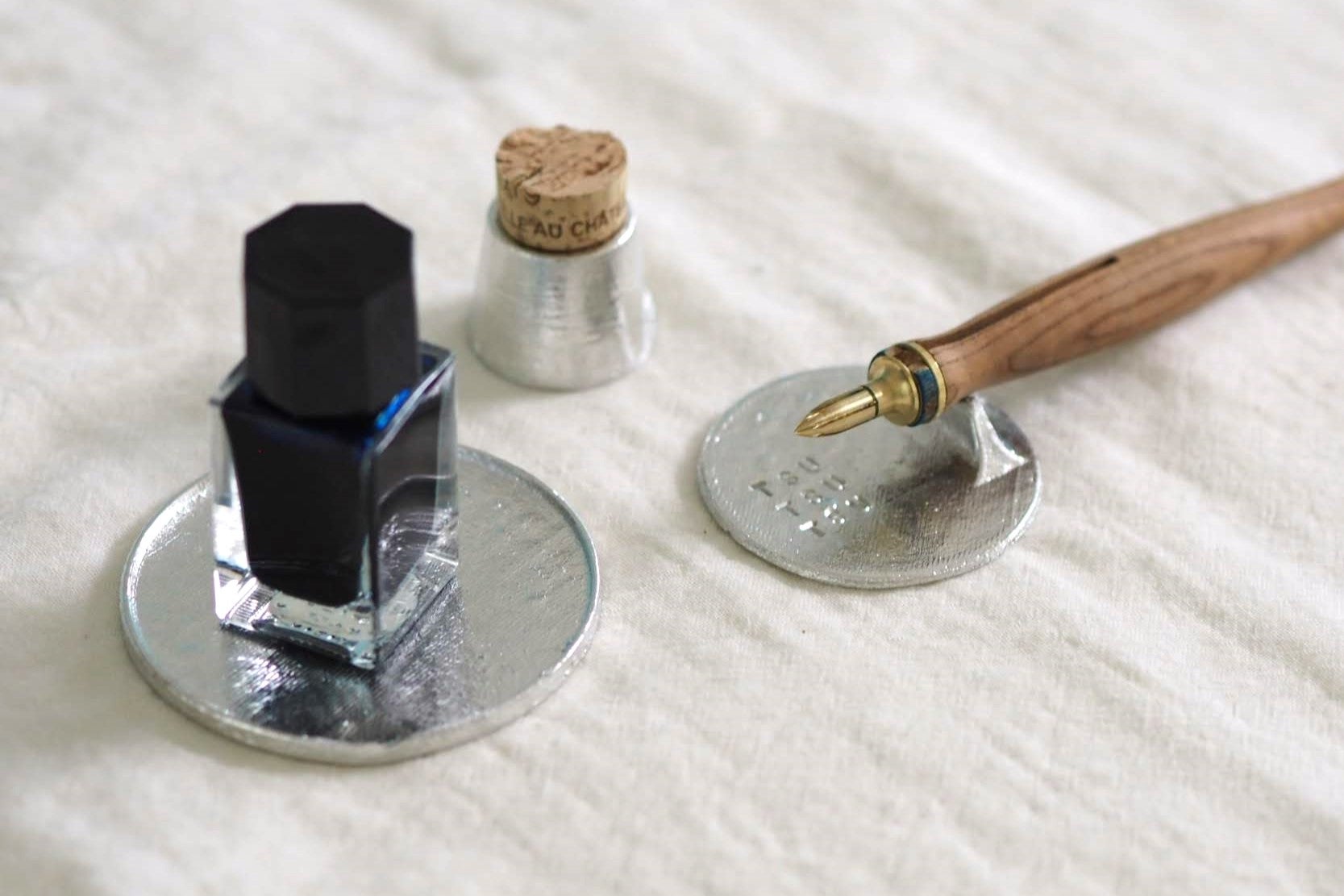 経年変化を愉しむ。創業70年の自動車部品メーカーが作る「真鍮×木製